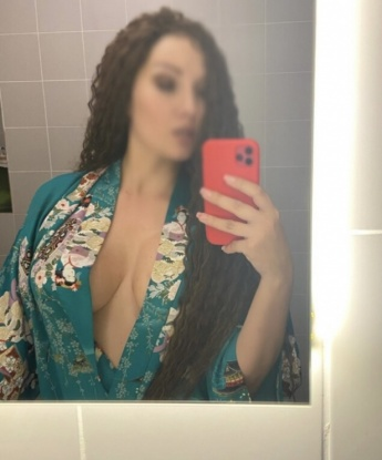 Анкета проститутки Камилла - город Белая Глина, 27 лет, №5588